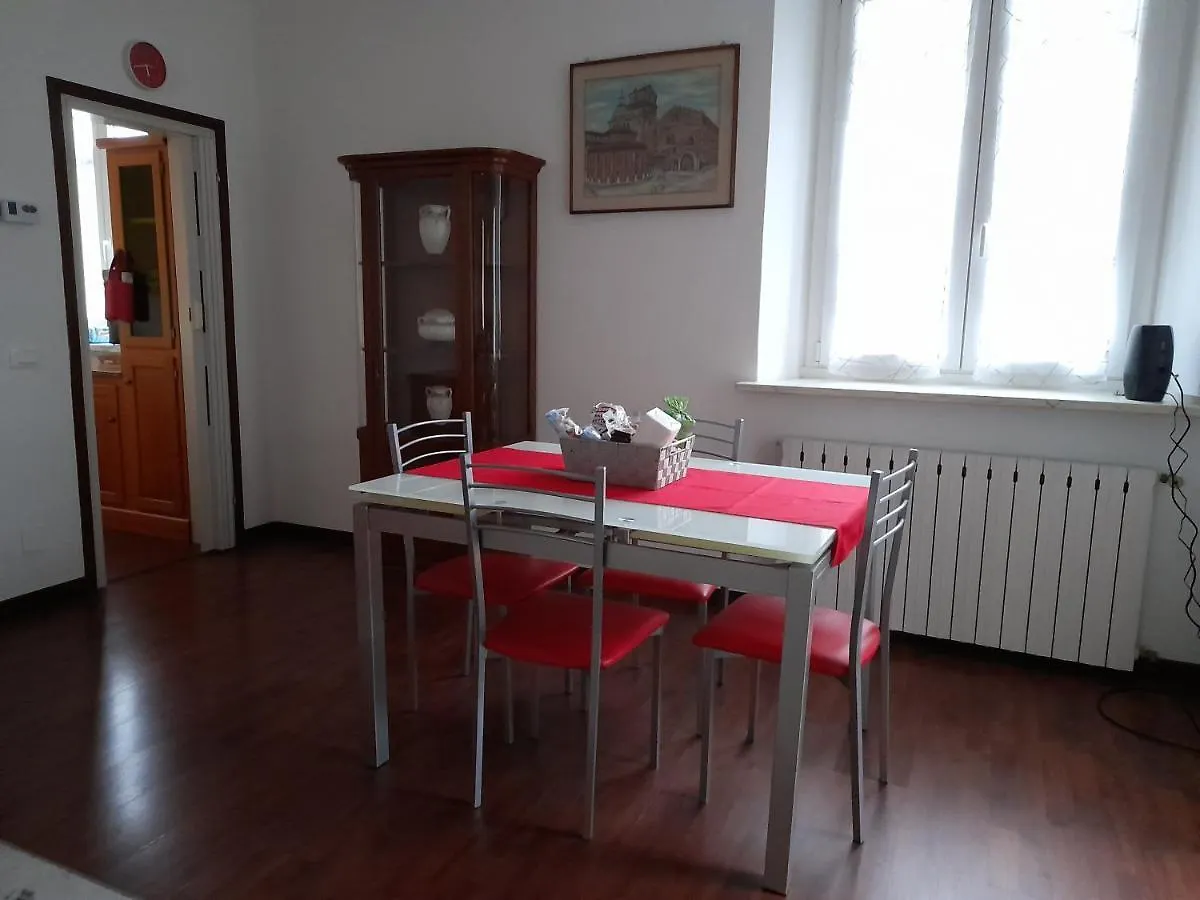 Appartement Domus Flavia à Mantoue 0*,