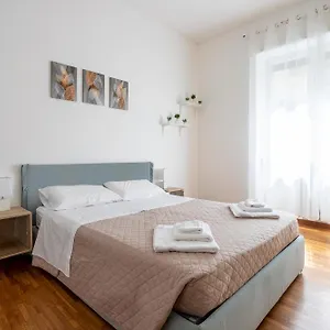 Cesare's Nest - Super Position Milan